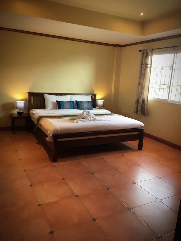 Sun Shine Coast Guest house