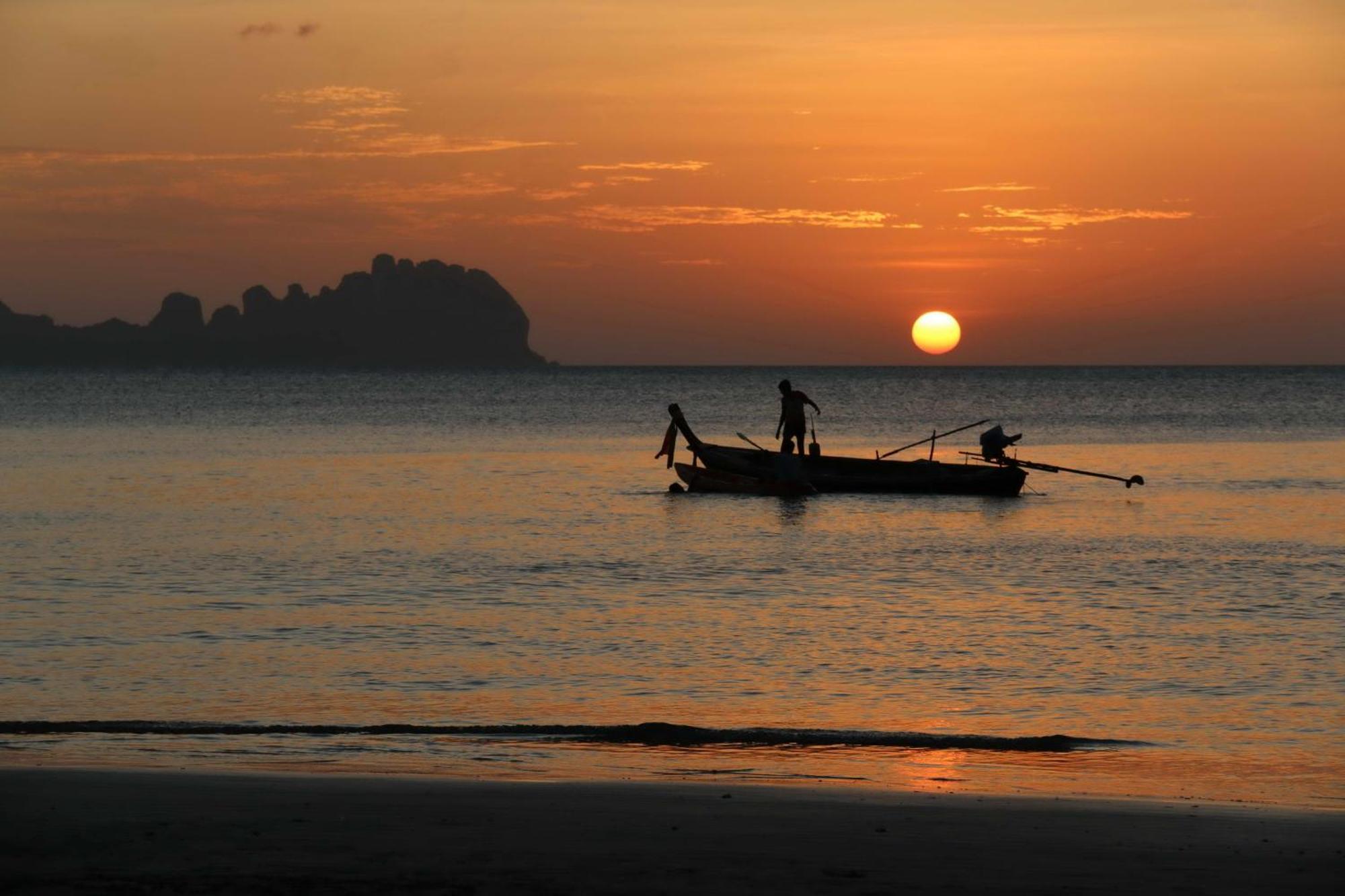Sukorn Andaman Ko Sukon