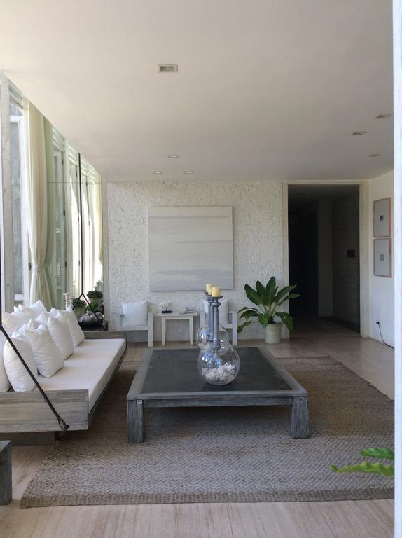 Away Baan Nub Kluen Front Apartment *