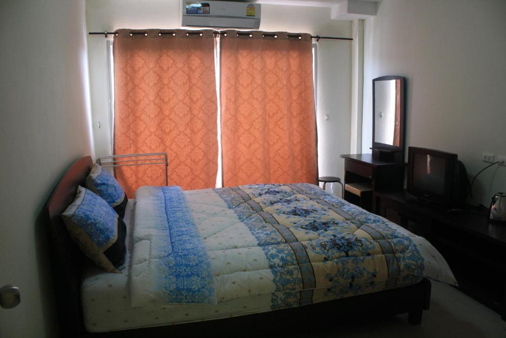 We Hotel