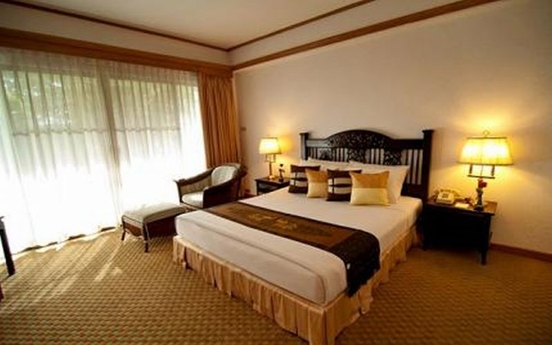 Wiang Indra Riverside 4*