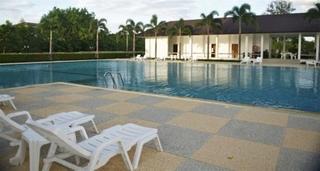 Hotel V8 Seaview