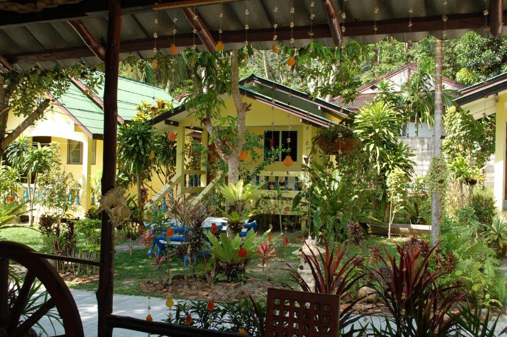 Anawin Guest house 2*