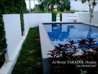 Taradol Pool Hotel 3*