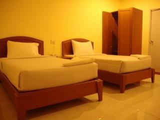 Oyo 747 Suwanna 3*
