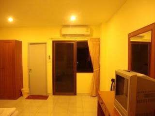 Hotel Oyo 747 Suwanna