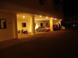 Oyo 747 Suwanna Hotel 3*