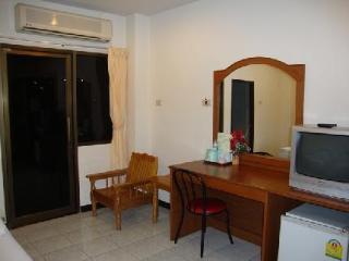 Oyo 747 Suwanna Hotel 3*