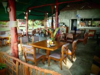 Hotel Longbeach Villa