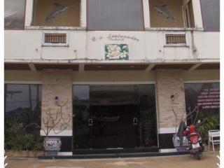Sunset House Bed & Breakfast Klong Muang Beach