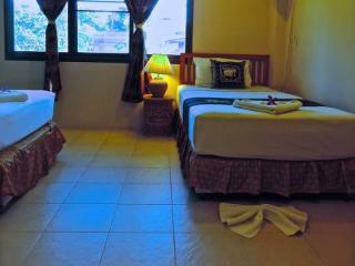 Sunset House Bed & Breakfast Klong Muang Beach