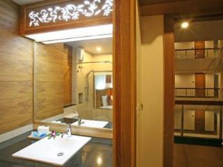 Baan Saikao Plaza & Service Inn Koh Chang