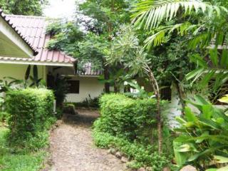 Capital O 834 Iyara & Koh Chang
