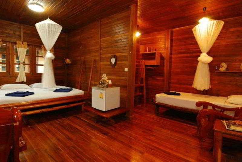 Nice & Easy House Koh Lanta
