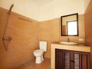 Shanti Boutique 3*