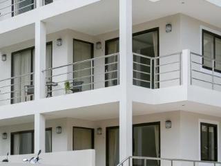 Apartment White Pearl Village