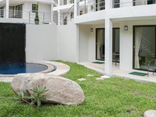White Pearl Village *