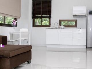 White Pearl Village