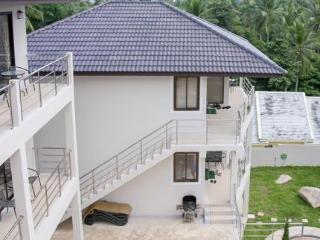 White Pearl Village Apartment *