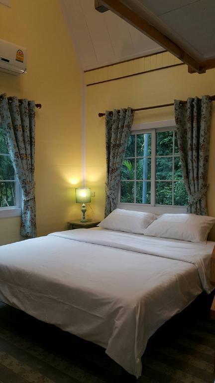 Resort Baan Pong Tara