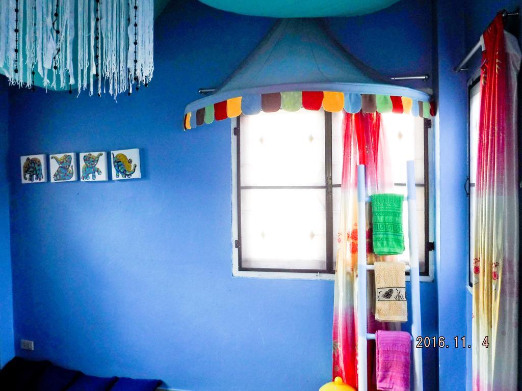 บ้านพักสัตหีบ Jk Marine House Guest house