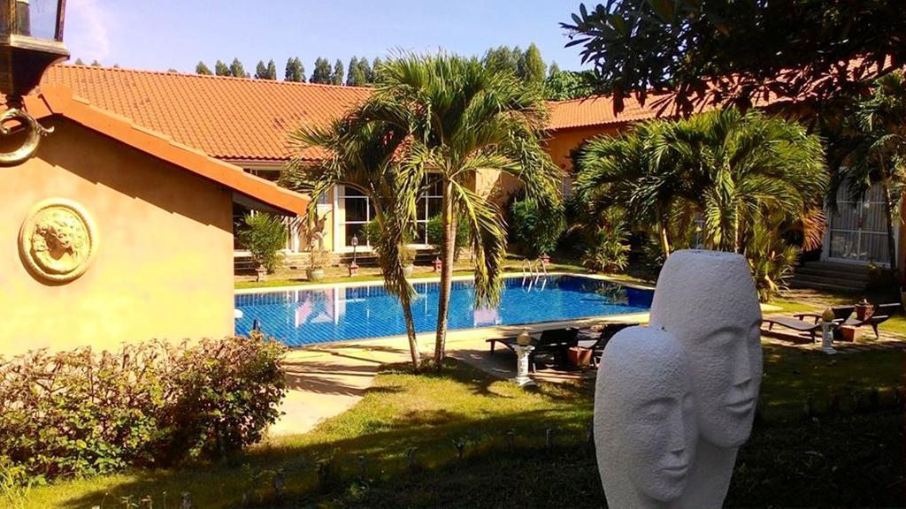 Pictory Garden Resort