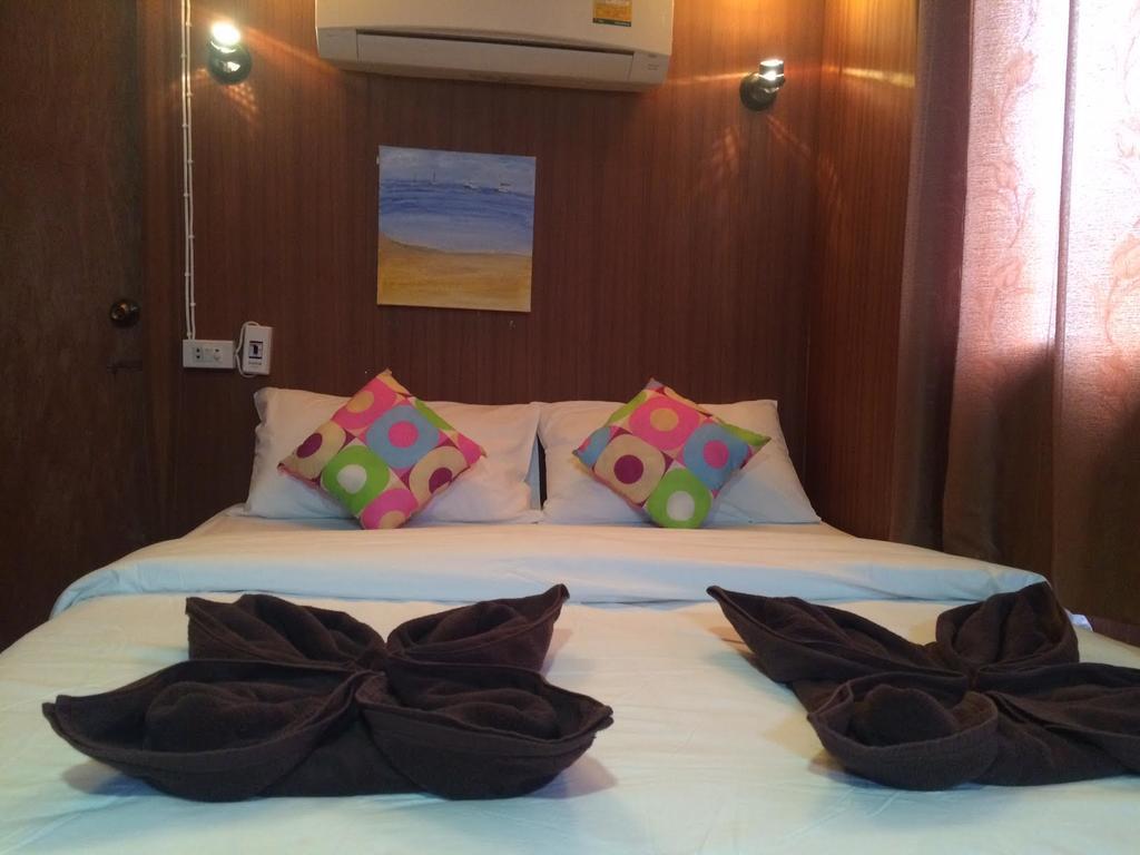 L.j.guesthouse 2*