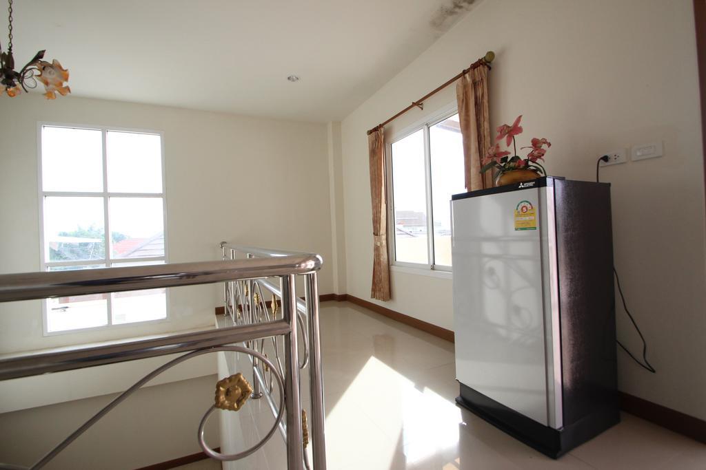 Uncle House Homestay