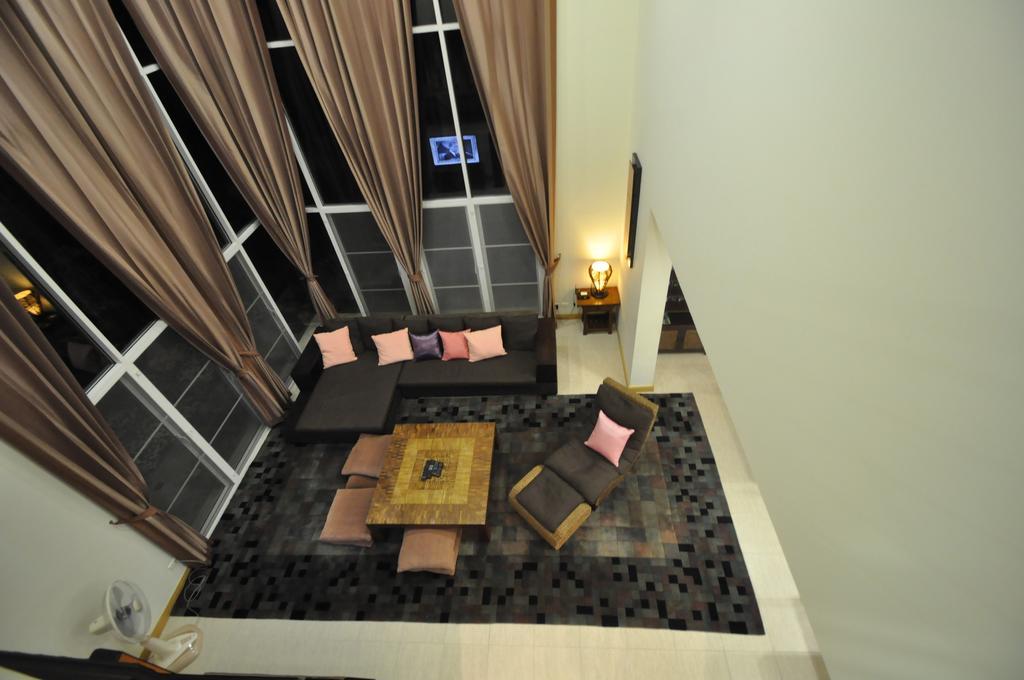 4 Bedroom Pool Hua Hin Blue Lagoon Villa *