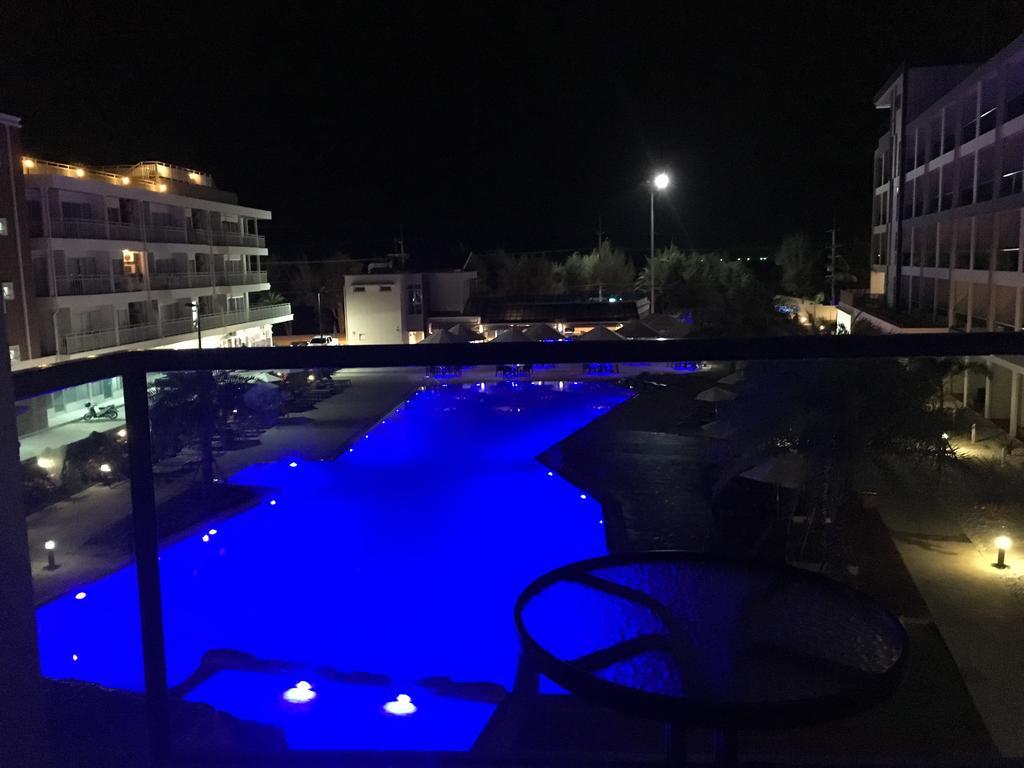 Grandblue 307 Pool-seaview Maephim Rayong *