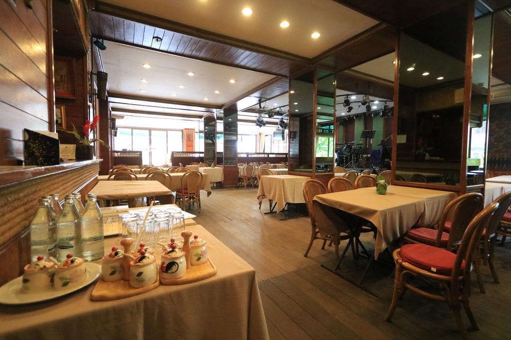 Hotel Baiyoke 3*