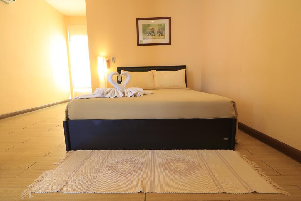 Hotel Baiyoke 3*