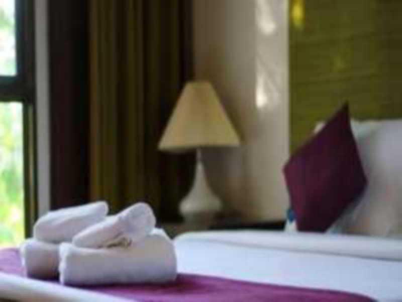 Paradis Hotel Ban Khanong Phra Tai