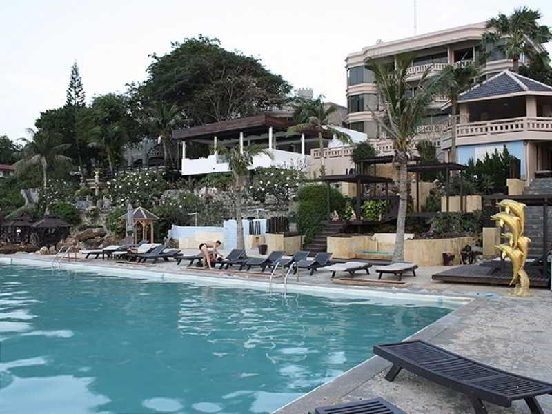 Golden Cliff House Resort