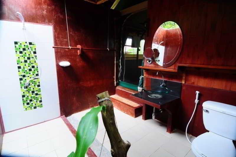 Tenta Nakara And Restaurant 2*