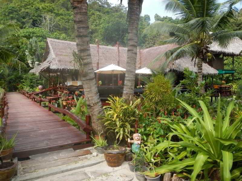 Hotel Tenta Nakara And Restaurant