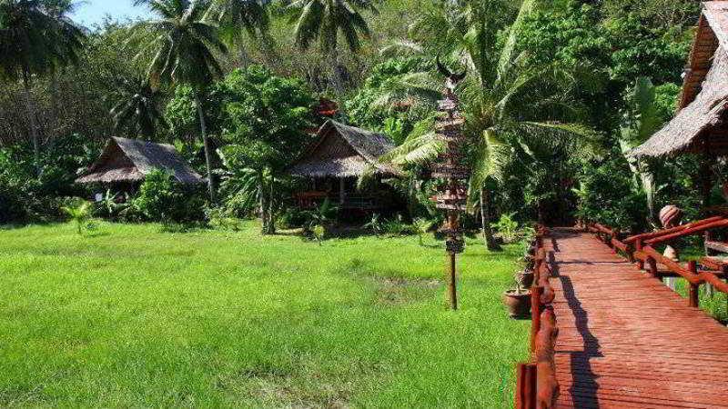 Tenta Nakara And Restaurant Por Bay