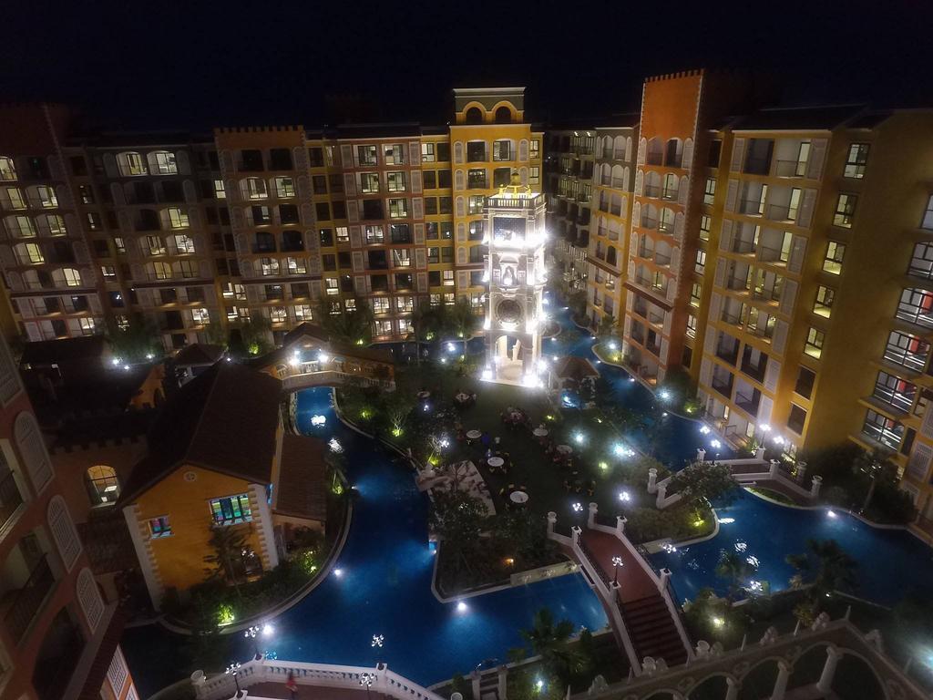 Venetian Signature Pattaya Apartment