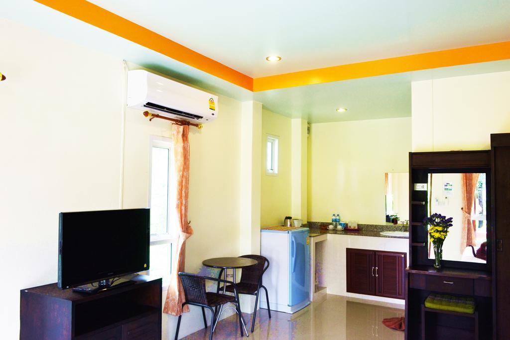 Resort Peaceful , Long -