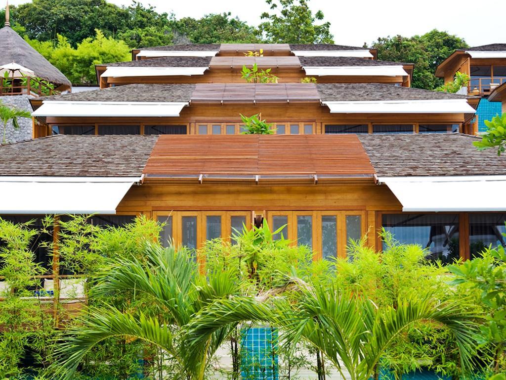 Resort Over Water By Kc