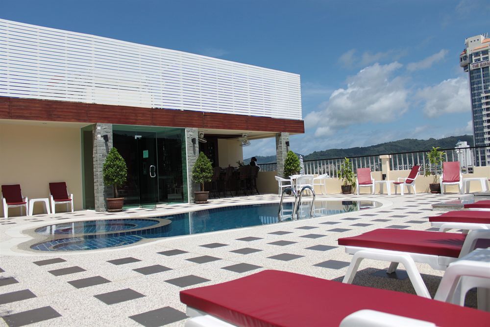Hemingway's Hotel 3*