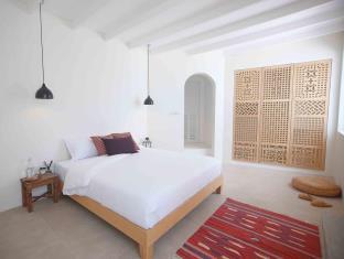 Santorini Park Resort 3*