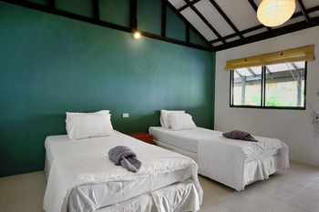 The Tropic Circle Hotel 2*