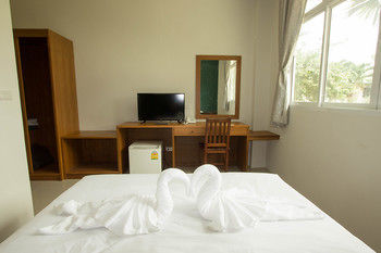 Baannoksuan Samui Hotel Maret