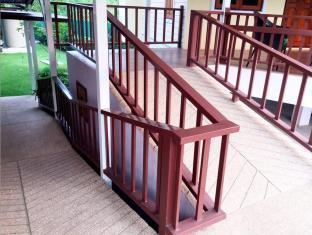 Resort Maeping Mango Riverside
