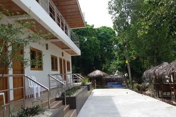 Village Hotel