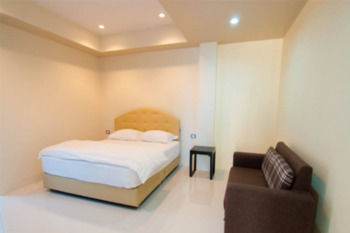 Le Neuf Nakorn Hotel