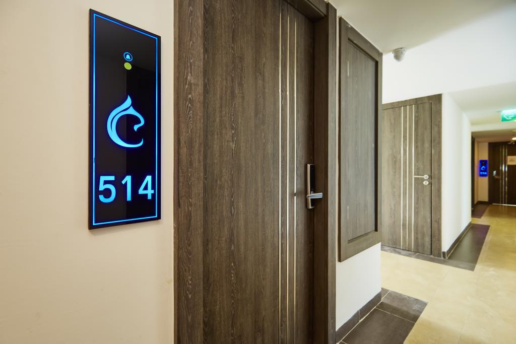 Central Avenue Studio By Tech Apartment *
