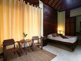 Parn Dhevi Riverside &