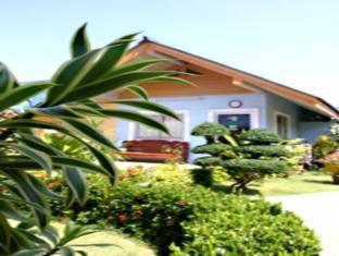 Udom Bungalow 2*